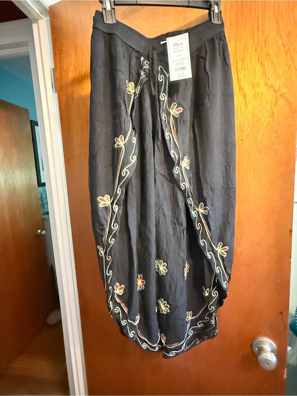 Rhea Costa Black Embroidered Capris with Floral Vine Detail
